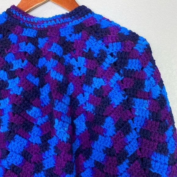 Vintage Handmade Knit Button Front Blanket Poncho - Picture 5 of 5